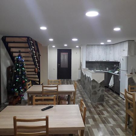 Guesthouse Zaqara Borjomi Ngoại thất bức ảnh