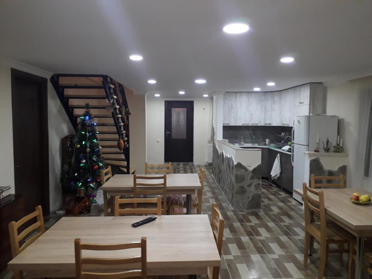 Guesthouse Zaqara Borjomi Ngoại thất bức ảnh